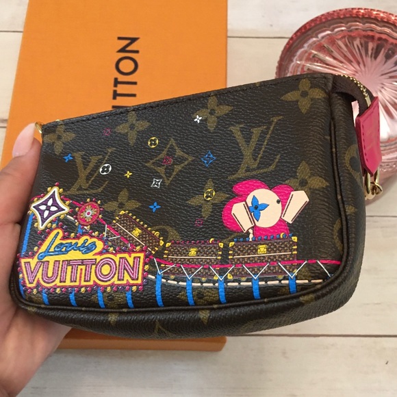 Louis Vuitton Mini Pochette Christmas Edition